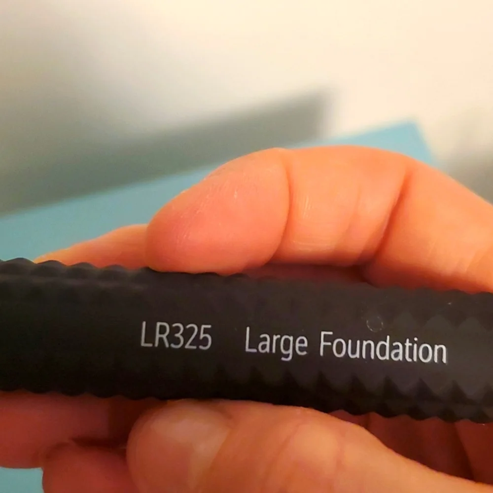 Brand New Laruce Large Foundation Brush